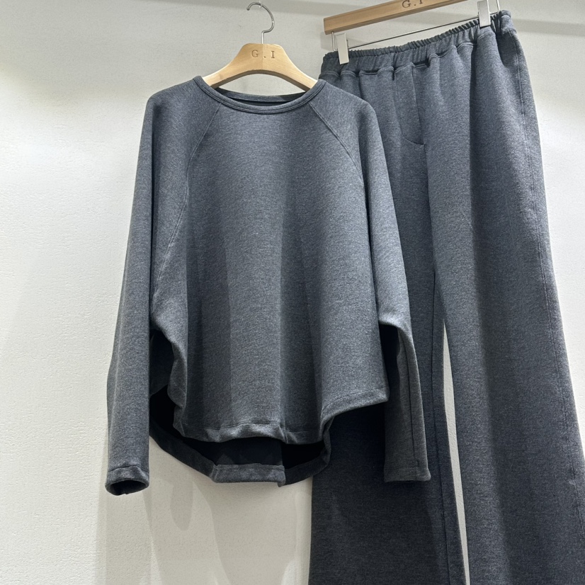 G.I-L韓國代購㊣女裝新款休閑職業熱賣時尚真品人氣長袖T恤G.I-L長袖T恤