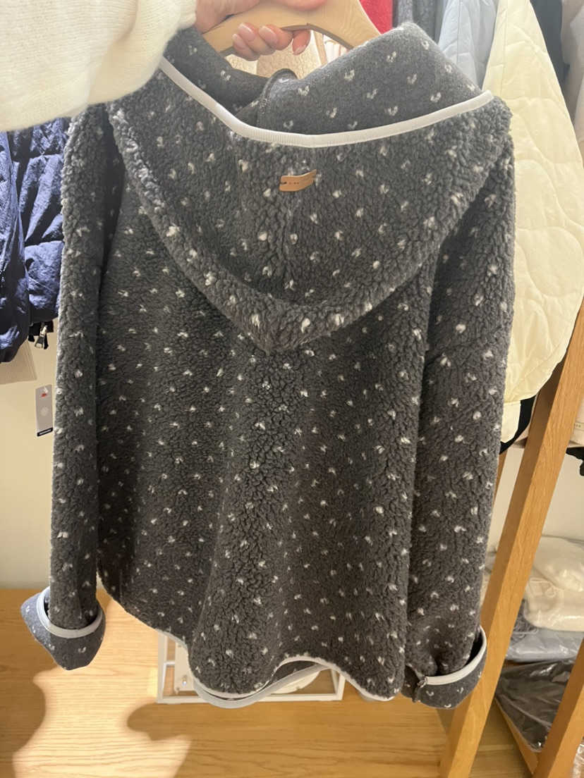 TIZZI韓國代購㊣女裝新款休閑職業熱賣25秋冬真品人氣推薦衛衣TIZZI衛衣