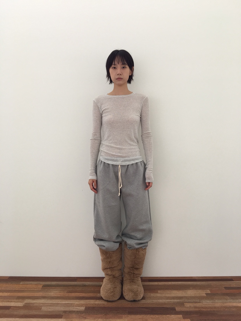 CCW東大門㊣直郵女裝新品人氣真品25秋冬長袖T恤美利奴羊毛CCW--NYUNYU長袖T恤