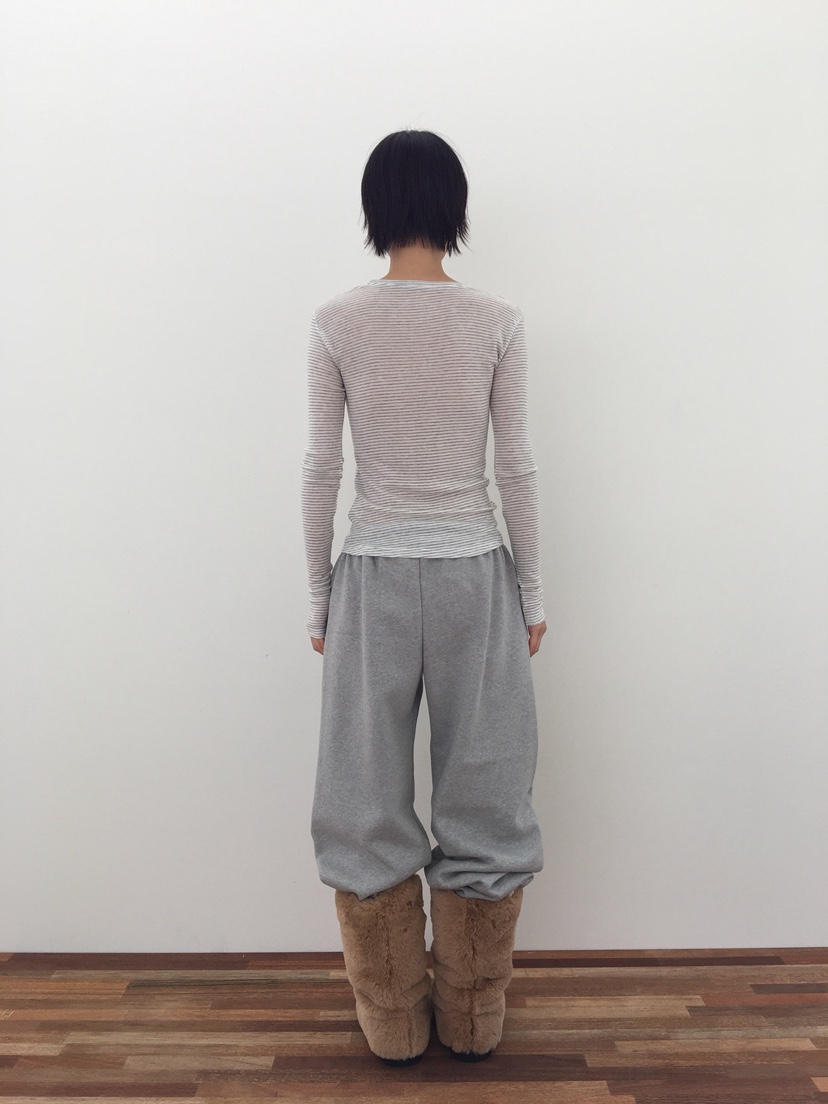 CCW東大門㊣直郵女裝新品人氣真品25秋冬長袖T恤美利奴羊毛CCW--NYUNYU長袖T恤