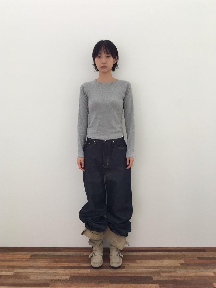 CCW韓國代購㊣女裝新款熱賣職業人氣推薦休閑真品25秋冬長袖T恤CCW--NYUNYU長袖T恤