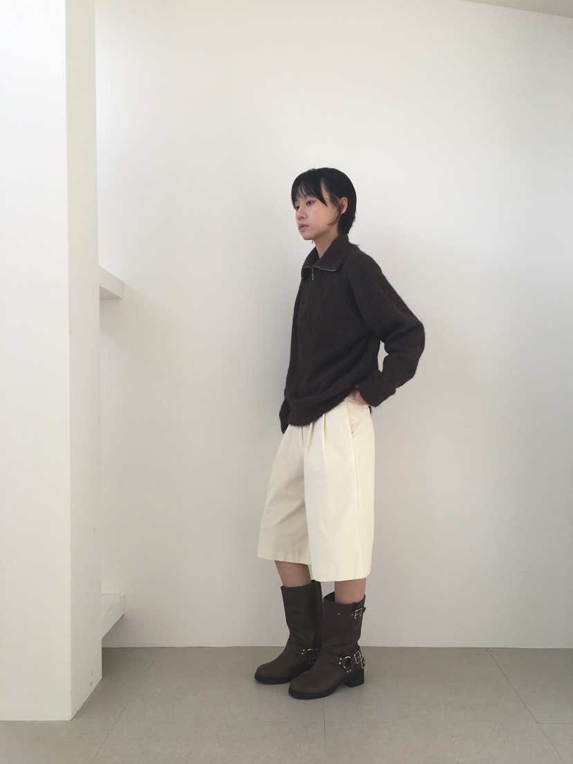 CCW東大門㊣實拍女裝新款25秋冬熱賣推薦時尚休閑人氣真品短褲CCW--NYUNYU短褲