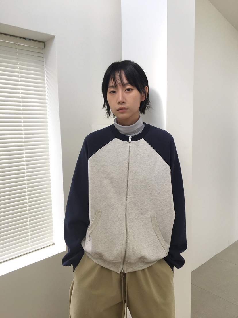 CCW韓國直郵㊣女士新款真品人氣休閑25秋冬推薦時尚職業衛衣CCW--NYUNYU衛衣