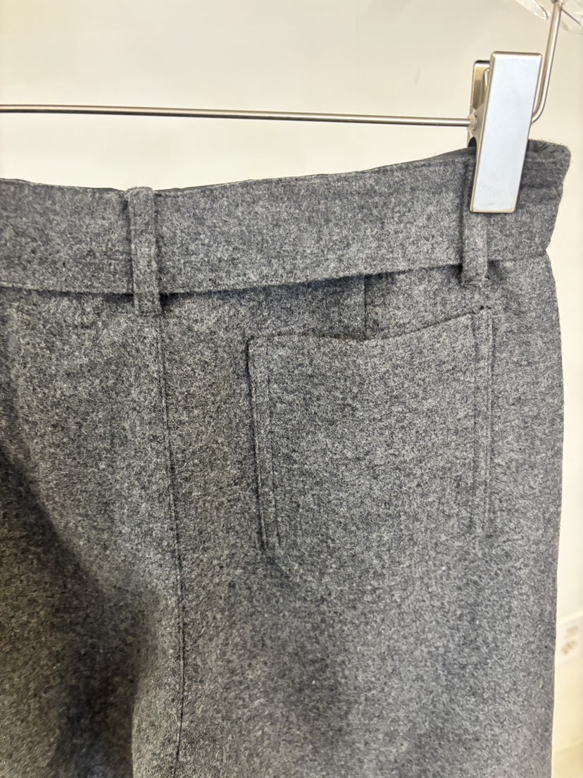 POUCH韓國直郵㊣女士新品熱賣人氣休閑25秋冬真品職業推薦短褲POUCH短褲