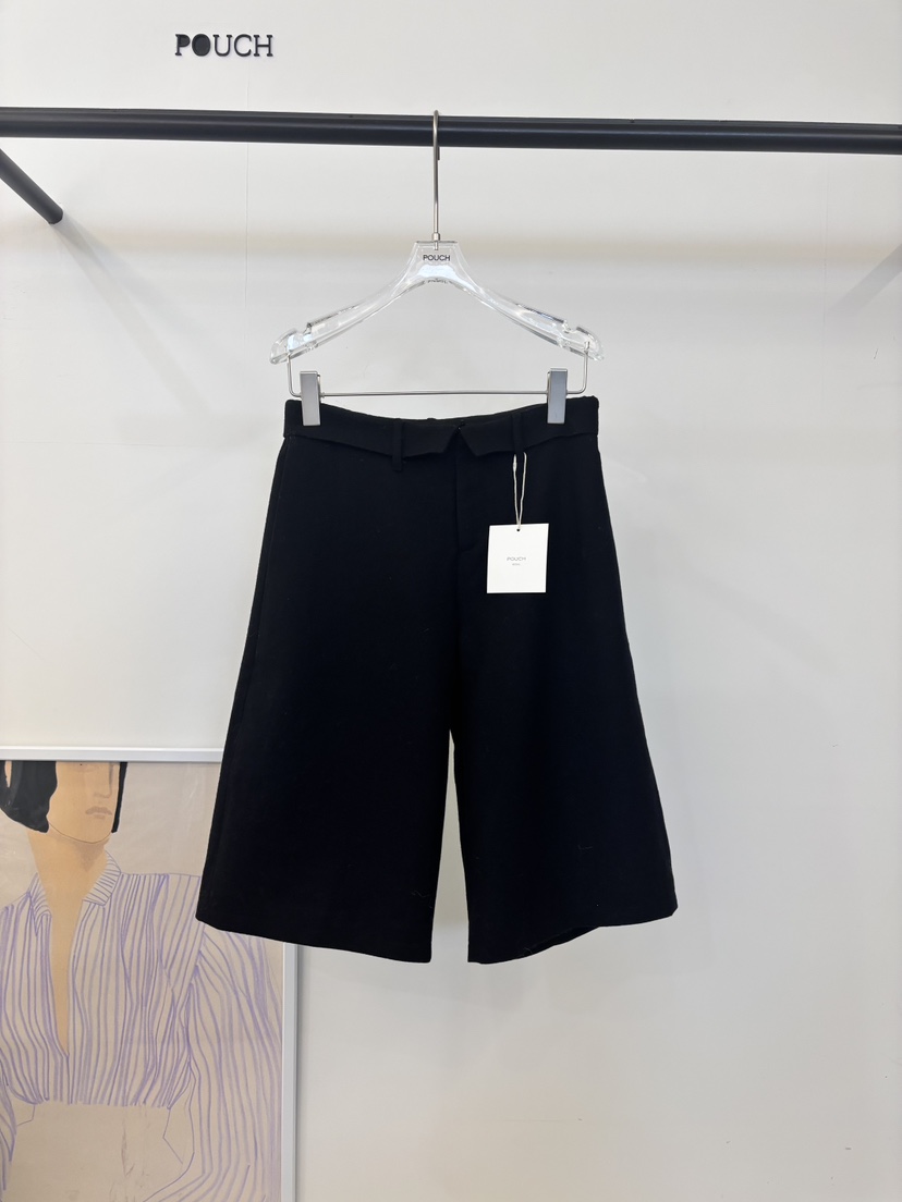 POUCH韓國直郵㊣女士新品熱賣人氣休閑25秋冬真品職業推薦短褲POUCH短褲圖色2黑色