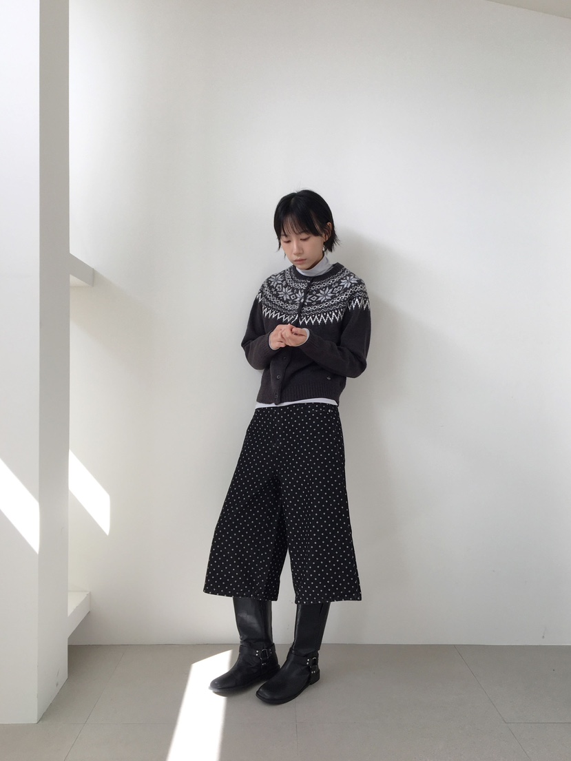 CCW東大門㊣代購女裝新品熱賣25秋冬職業推薦時尚休閑真品短褲CCW--NYUNYU短褲