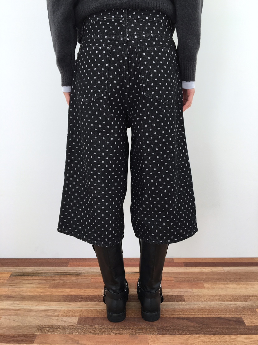 CCW東大門㊣代購女裝新品熱賣25秋冬職業推薦時尚休閑真品短褲CCW--NYUNYU短褲