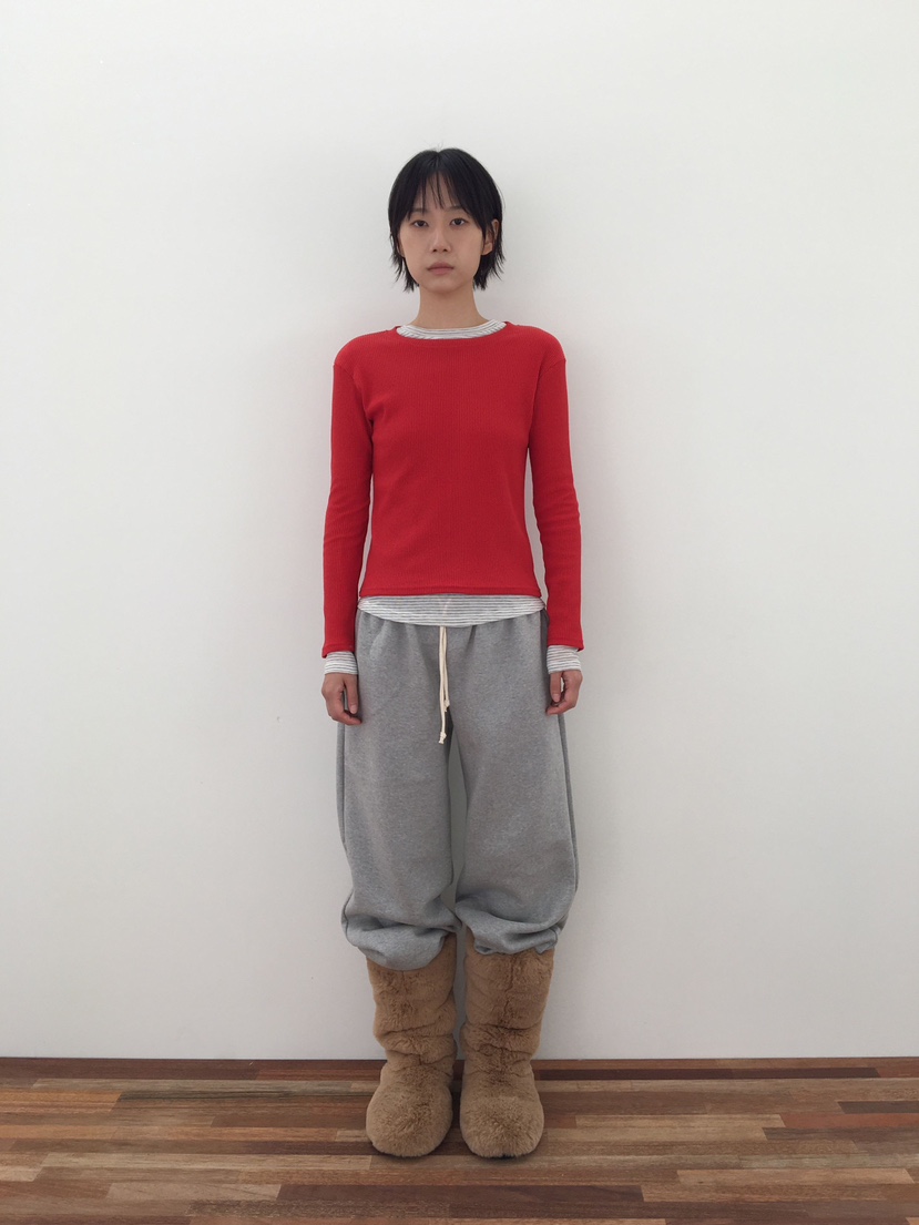 CCW東大門㊣實拍女裝新款熱賣推薦真品職業人氣25秋冬長袖T恤CCW--NYUNYU長袖T恤