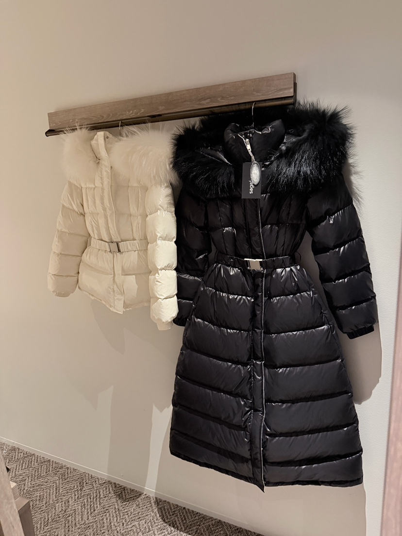 DAZE東大門㊣實拍女裝新品熱賣休閑長款羽絨服含腰帶拼色浣熊LAVIEU長款羽絨服