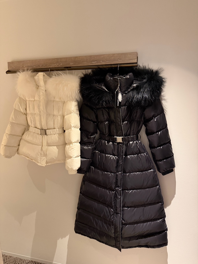 DAZE東大門㊣實拍女裝新品熱賣休閑長款羽絨服含腰帶拼色浣熊LAVIEU長款羽絨服