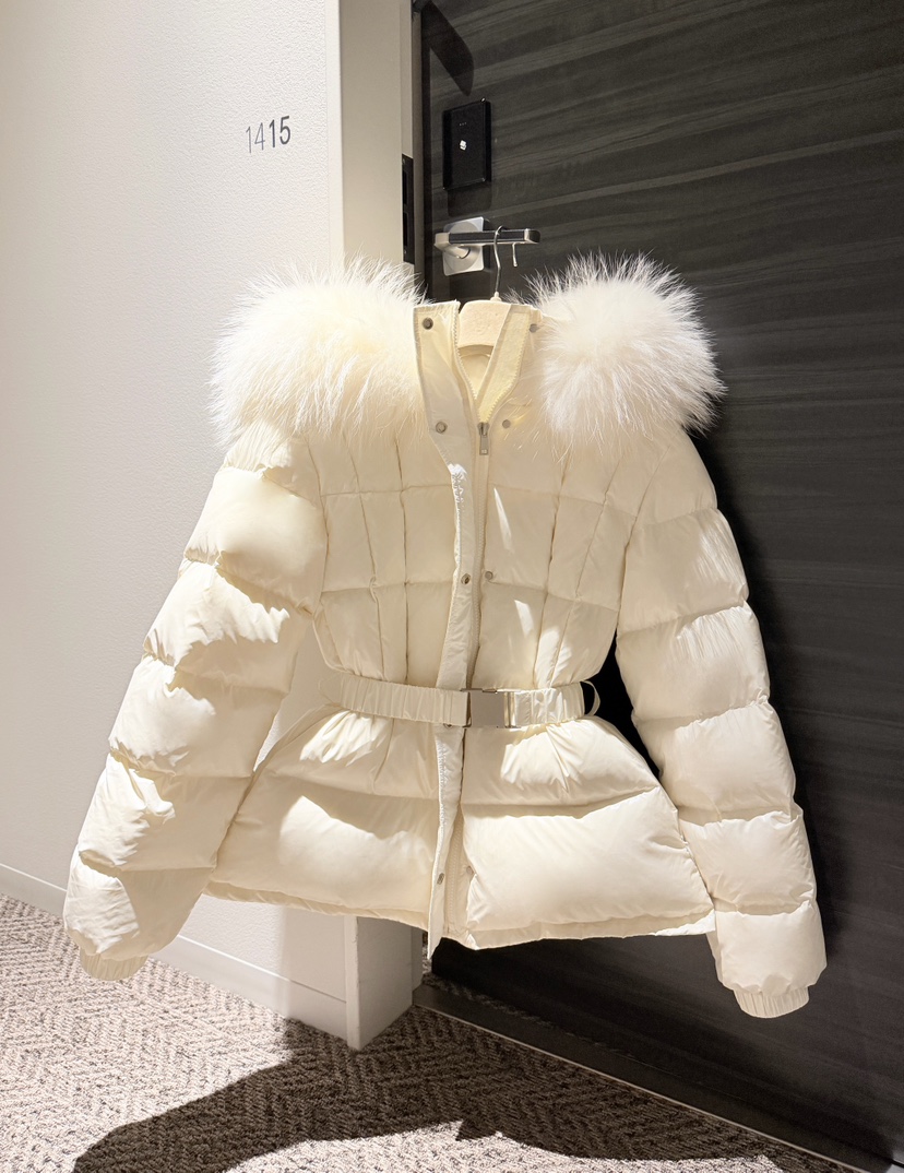 DAZE東大門㊣代購女士新品真品熱賣短款羽絨服含腰帶拼色浣熊LAVIEU短款羽絨服