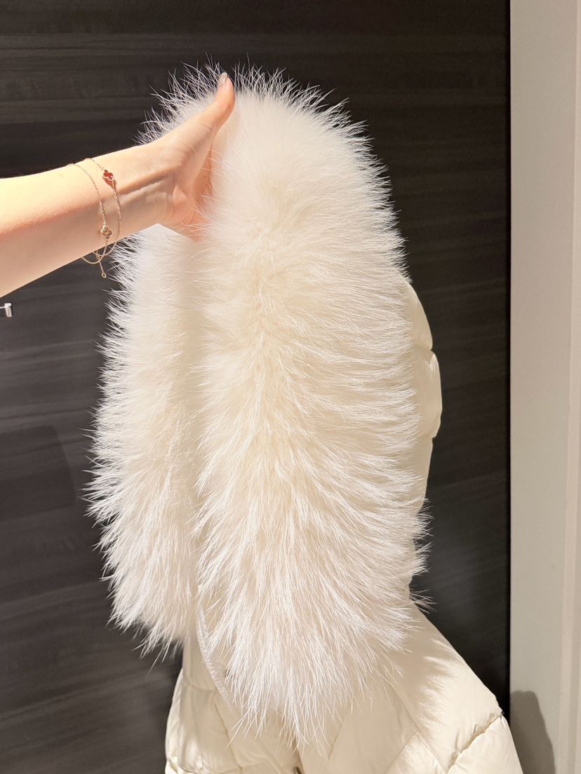 DAZE東大門㊣代購女士新品真品熱賣短款羽絨服含腰帶拼色浣熊LAVIEU短款羽絨服