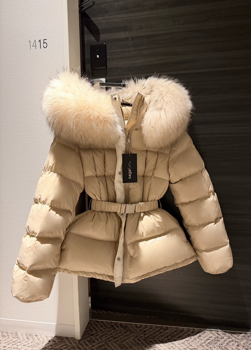 DAZE東大門㊣代購女士新品真品熱賣短款羽絨服含腰帶拼色浣熊LAVIEU短款羽絨服