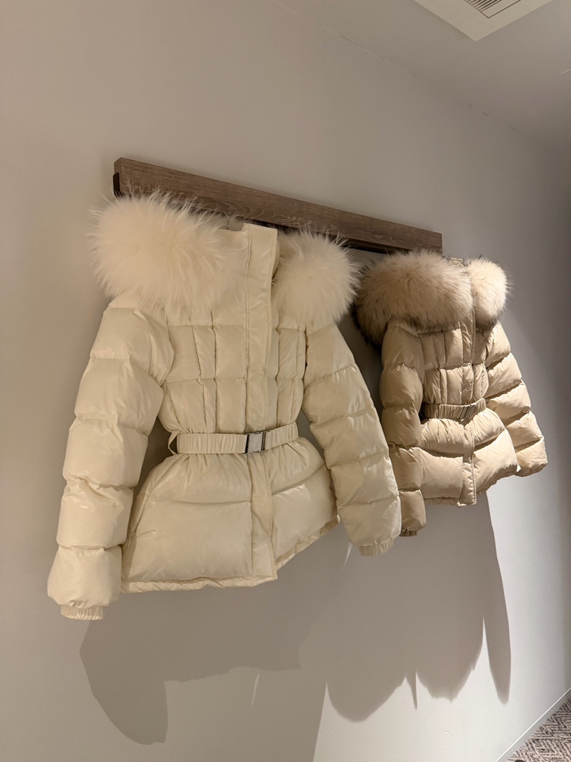 DAZE東大門㊣代購女士新品真品熱賣短款羽絨服含腰帶拼色浣熊LAVIEU短款羽絨服