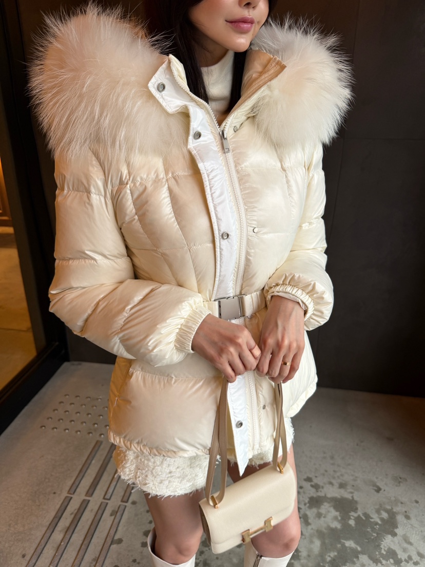 DAZE東大門㊣代購女士新品真品熱賣短款羽絨服含腰帶拼色浣熊LAVIEU短款羽絨服