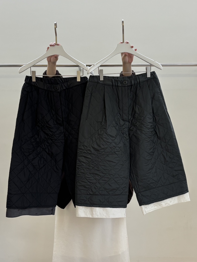 PEBBLE東大門㊣實拍女裝新款推薦熱賣職業人氣真品短褲絎縫PEBBLE/LAYER短褲