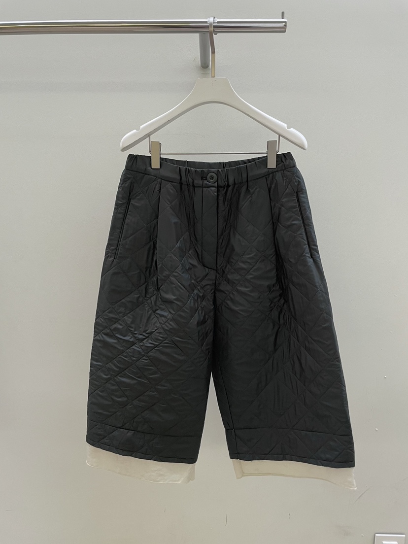 PEBBLE東大門㊣實拍女裝新款推薦熱賣職業人氣真品短褲絎縫PEBBLE/LAYER短褲圖色2