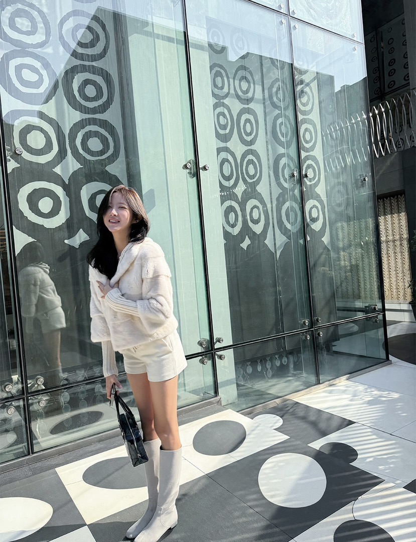 AVECNOUS東大門㊣實拍女士新款休閑時尚熱賣推薦25秋冬短褲羊毛AVECNOUS短褲