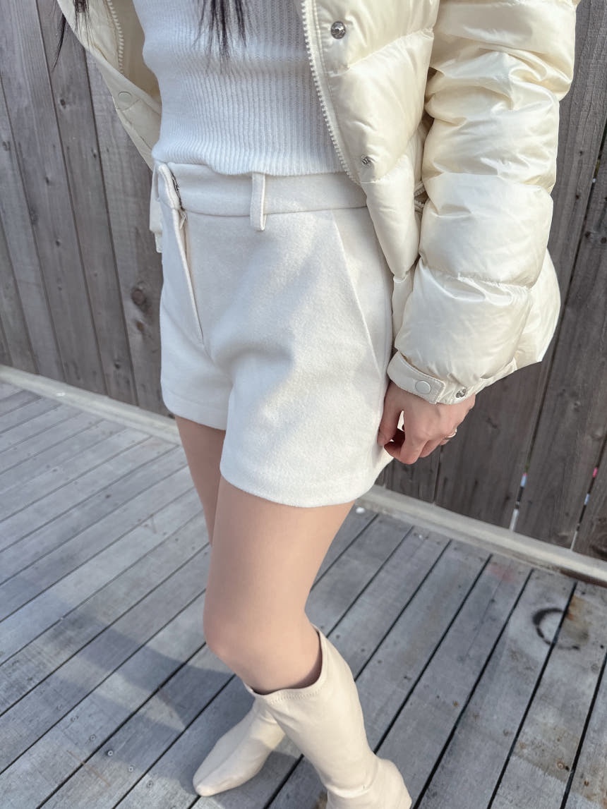 AVECNOUS東大門㊣實拍女士新款休閑時尚熱賣推薦25秋冬短褲羊毛AVECNOUS短褲