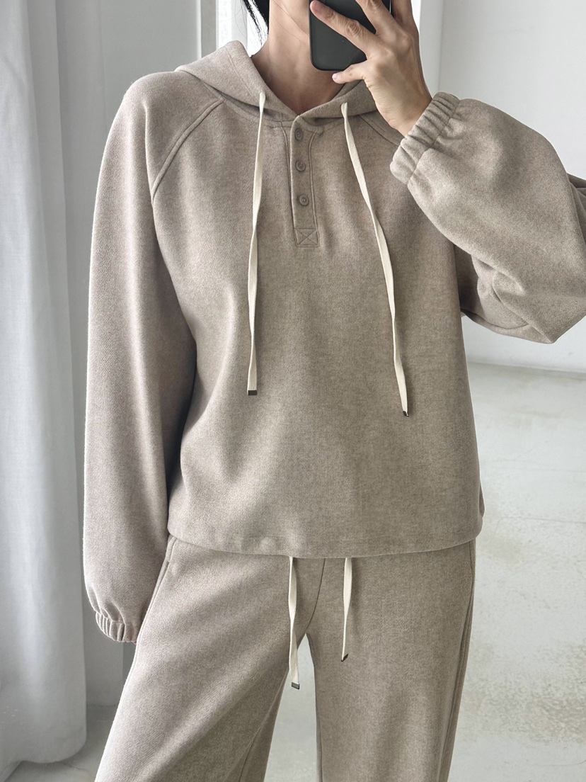 HEIZE韓國代購㊣女裝新品職業熱賣推薦25秋冬時尚衛衣不含披肩HEIZE衛衣