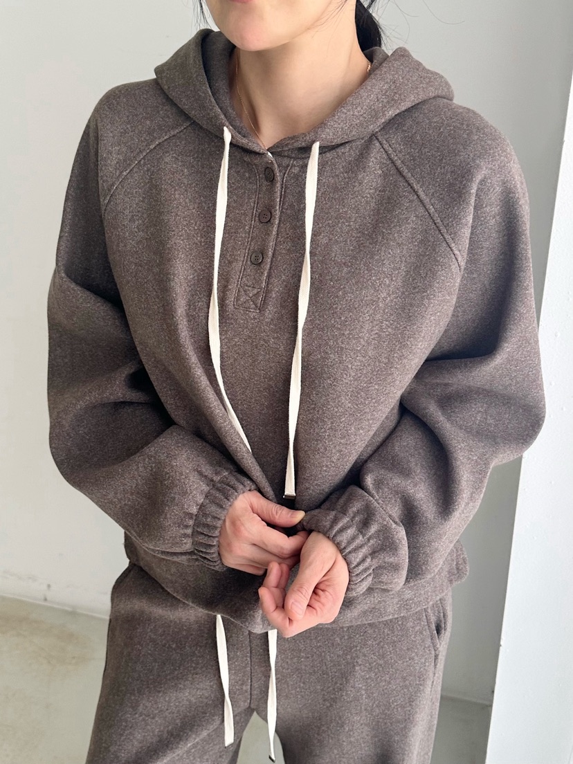 HEIZE韓國代購㊣女裝新品職業熱賣推薦25秋冬時尚衛衣不含披肩HEIZE衛衣