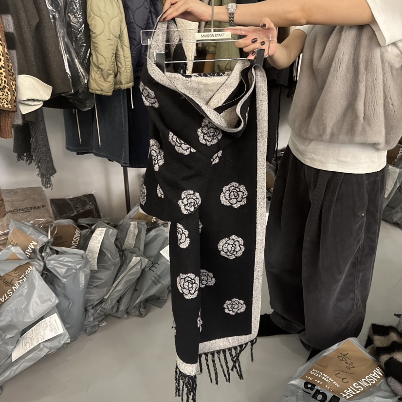 DOUBLE STANDARD/LE SMOKING/MAISONSTAFF韓國代購㊣女裝新品休閑圍巾披肩圍巾MAISONSTAFF圍巾/披肩