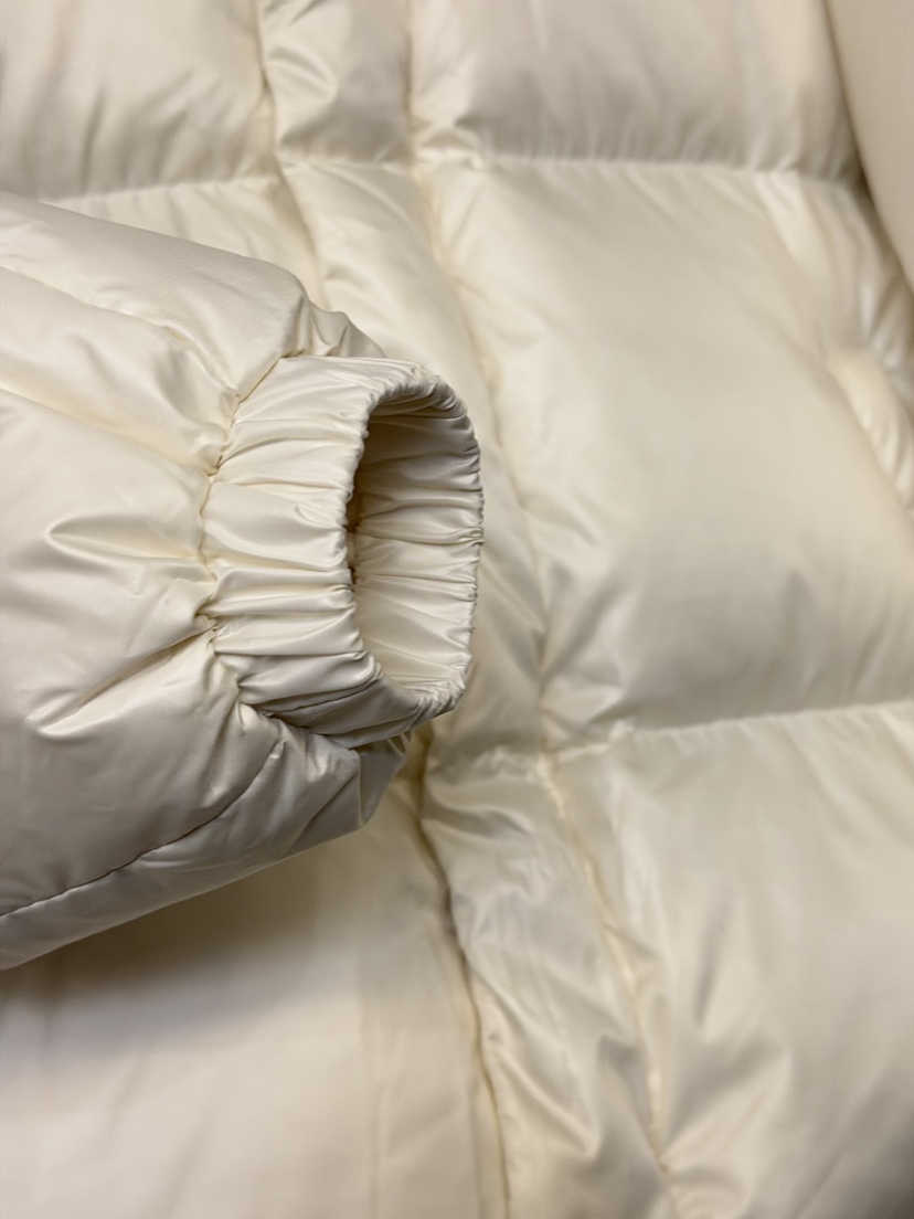 TWENTY FOUR SEVEN24-7東大門㊣直郵女士新品25秋冬短款羽絨服填充絨TEWNTY FOUR SEVEN24-7短款羽絨服