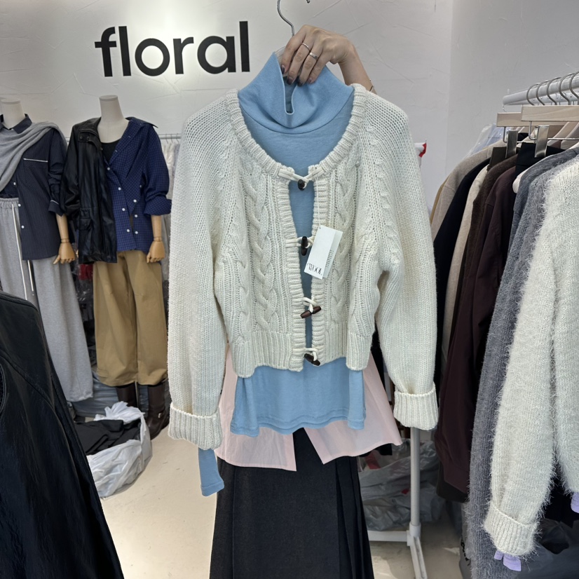 FLORAL韓國直郵㊣女士新款休閑時尚熱賣針織衫不含內搭羊毛FLORAL針織衫