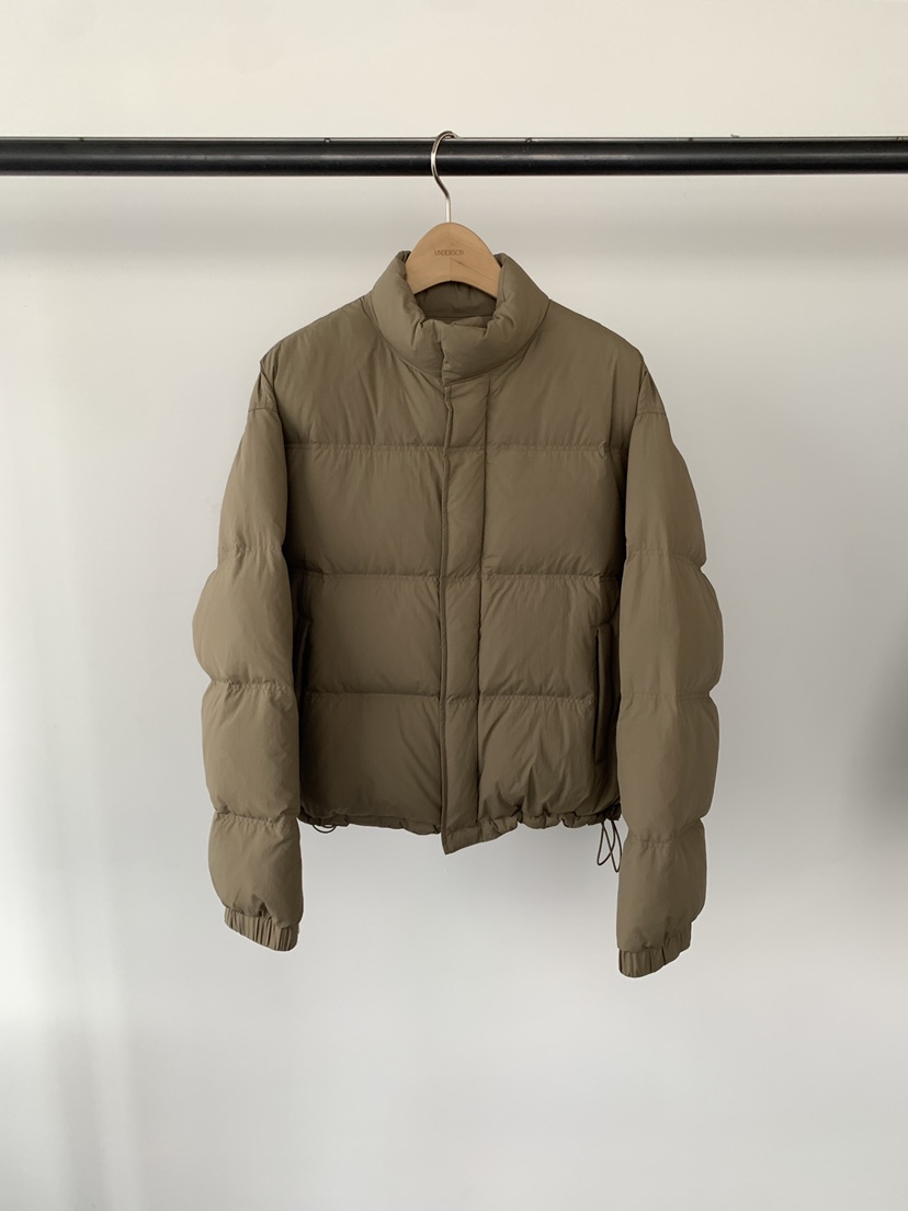 UNDERSON東大門㊣實拍女裝新品人氣休閑推薦熱賣短款棉服刺繡UNDERSON短款棉服圖色3