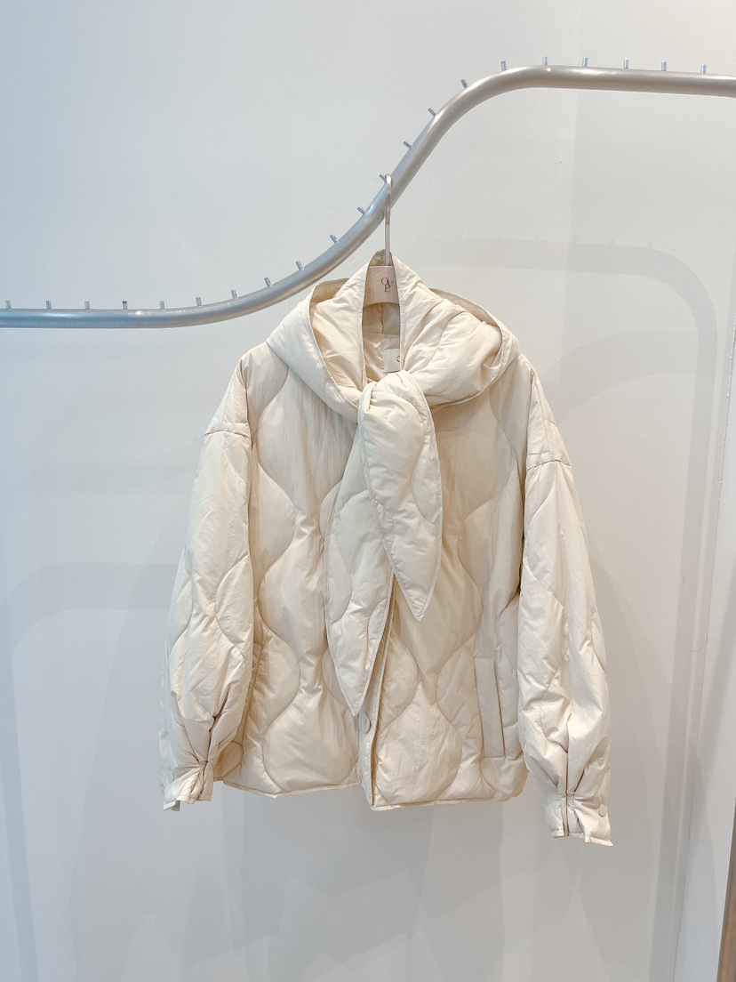 OVE韓國代購㊣女裝新品推薦真品人氣職業休閑短款棉服含帽子OVE短款棉服圖色2