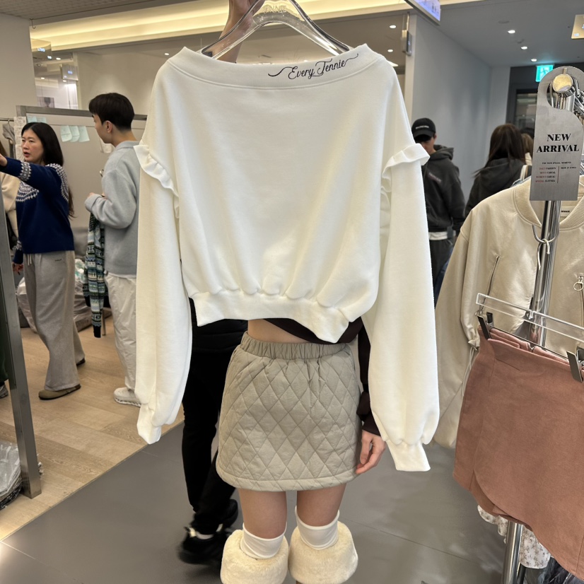 JENNIE韓國直郵㊣女士新款人氣時尚職業推薦25秋冬衛衣加絨JENNIE/VENEFIT衛衣圖色2