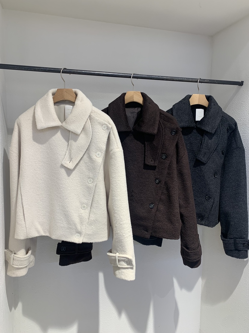 IR BIEN/BIENBIEN韓國代購㊣女裝新品時尚職業熱賣短款大衣IR BIEN/BIENBIEN短款大衣