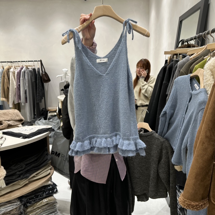 AURA韓國代購㊣女士新品人氣時尚真品休閑推薦吊帶背心荷葉邊Au ra吊帶/背心圖色2