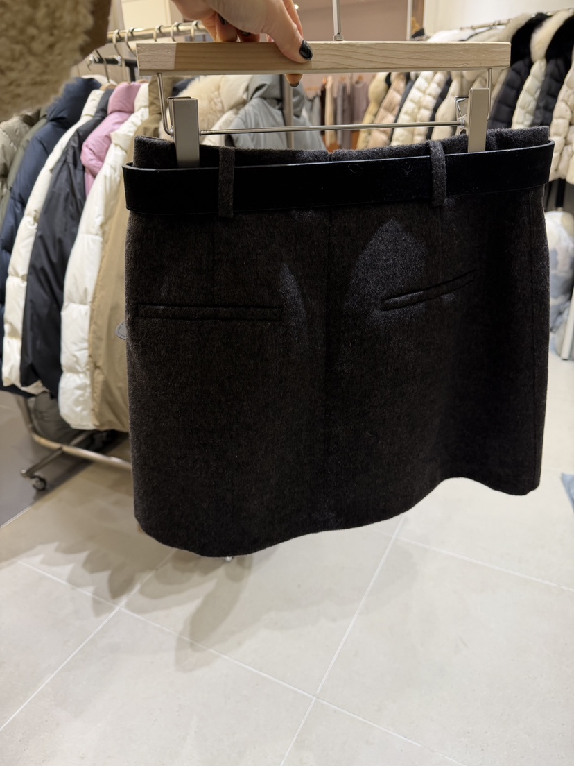 TWENTY FOUR SEVEN24-7東大門㊣代購女士新品熱賣短裙含腰帶TEWNTY FOUR SEVEN24-7短裙