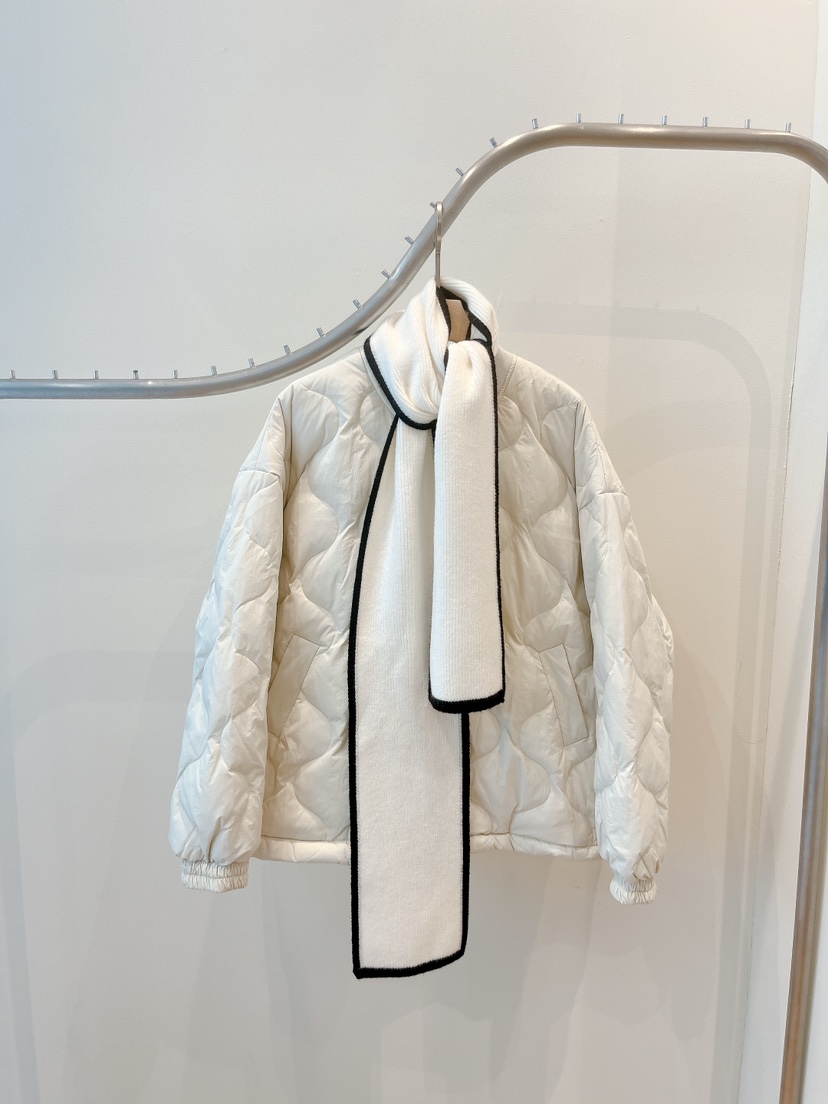 OVE東大門㊣直郵女士新品休閑熱賣25秋冬人氣短款棉服含圍巾OVE短款棉服