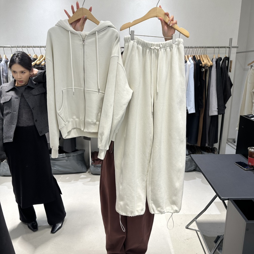 OVU東大門㊣代購女士新品熱賣真品職業推薦人氣時尚套裝兩件套OVU套裝