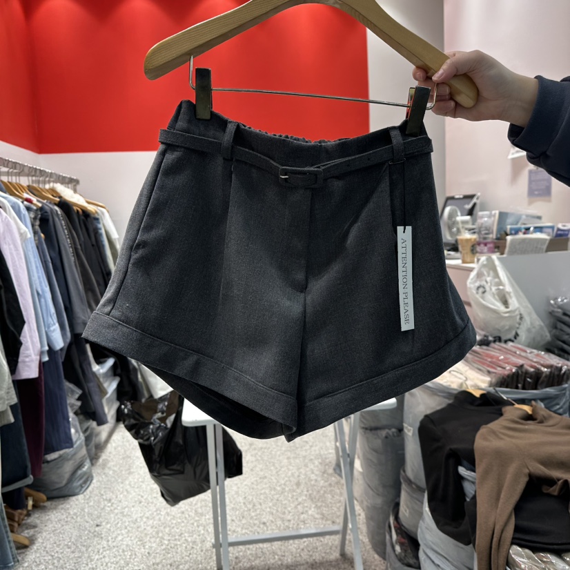 ATPZ東大門㊣實拍女裝新款真品休閑25秋冬人氣短褲含腰帶系帶ATTENTION PLEAES短褲圖色2