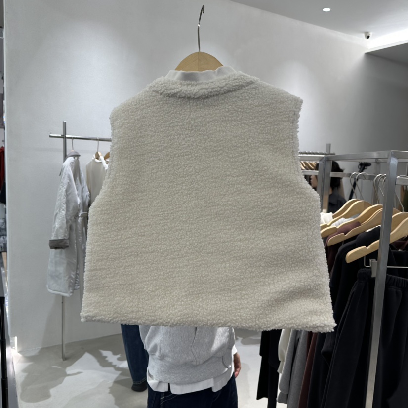 OVU東大門㊣直郵女士新款時尚25秋冬職業休閑馬甲兩面穿填充OVU馬甲