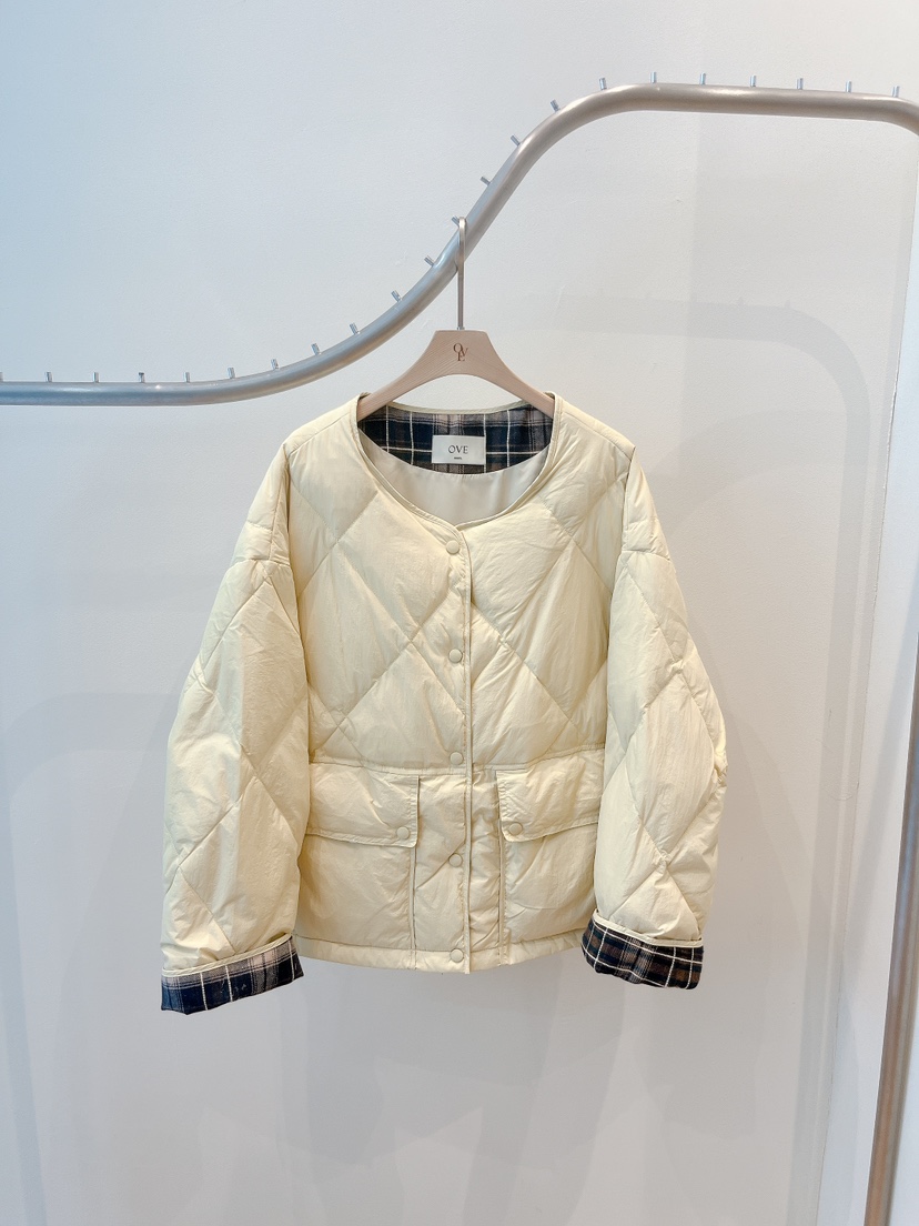 OVE東大門㊣直郵女裝新品真品推薦人氣時尚熱賣職業短款棉服OVE短款棉服圖色2