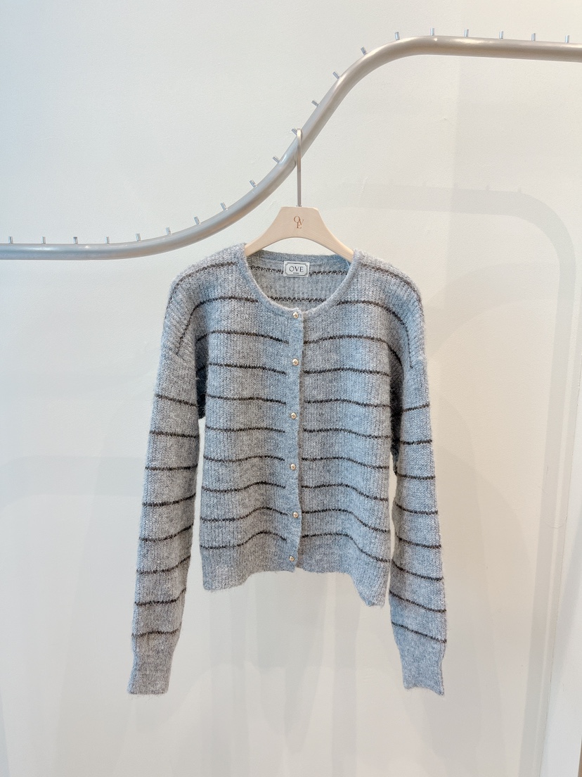 OVE東大門㊣直郵女裝新品職業時尚休閑熱賣25秋冬針織衫條紋OVE針織衫