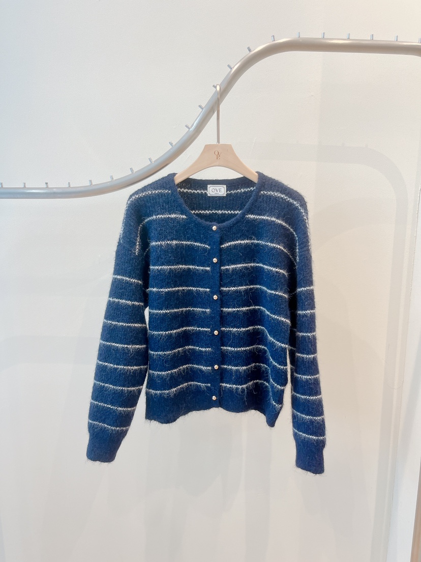 OVE東大門㊣直郵女裝新品職業時尚休閑熱賣25秋冬針織衫條紋OVE針織衫圖色3