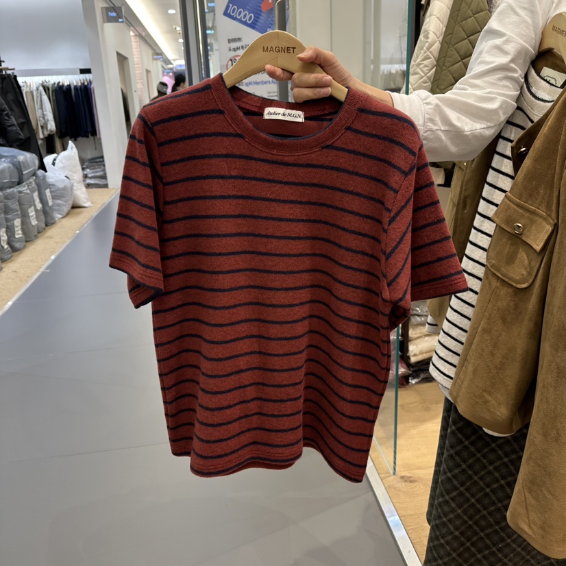 M.G.N東大門㊣直郵女裝新款休閑真品熱賣時尚職業人氣T恤MAGNETT恤圖色3