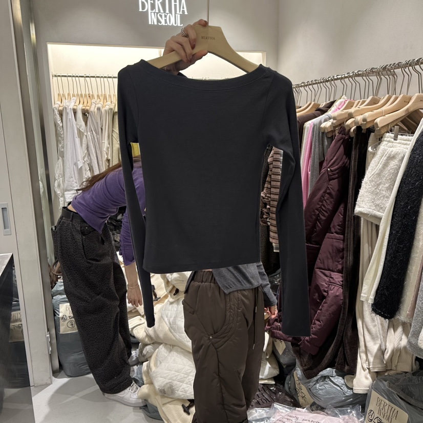 BERTHA韓國直郵㊣女士新款人氣熱賣25秋冬職業推薦長袖T恤船領BERTHA長袖T恤圖色2