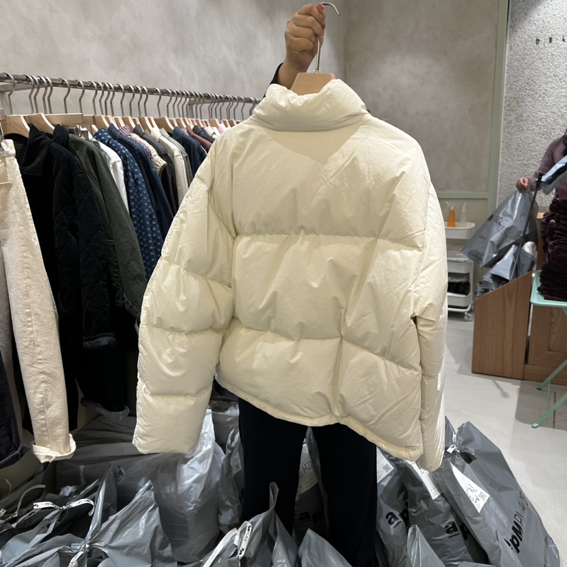 DELI JENNY韓國直郵㊣女士新款時尚推薦職業休閑短款羽絨服DELI JENNY短款羽絨服