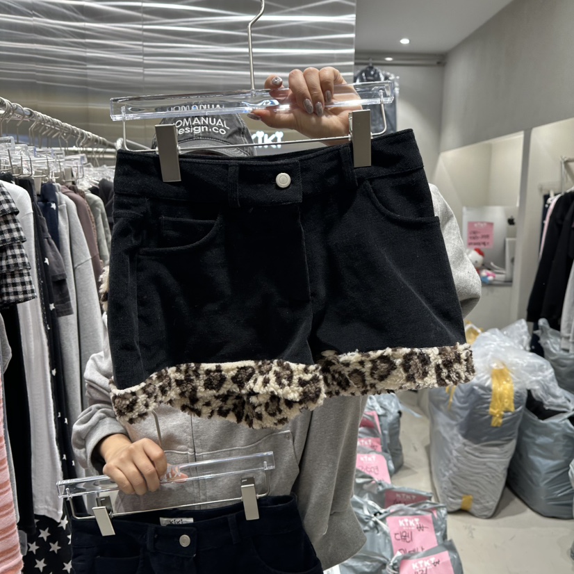 KIKI韓國代購㊣女裝新品推薦熱賣職業25秋冬休閑時尚真品短褲KIKI短褲圖色3黑色