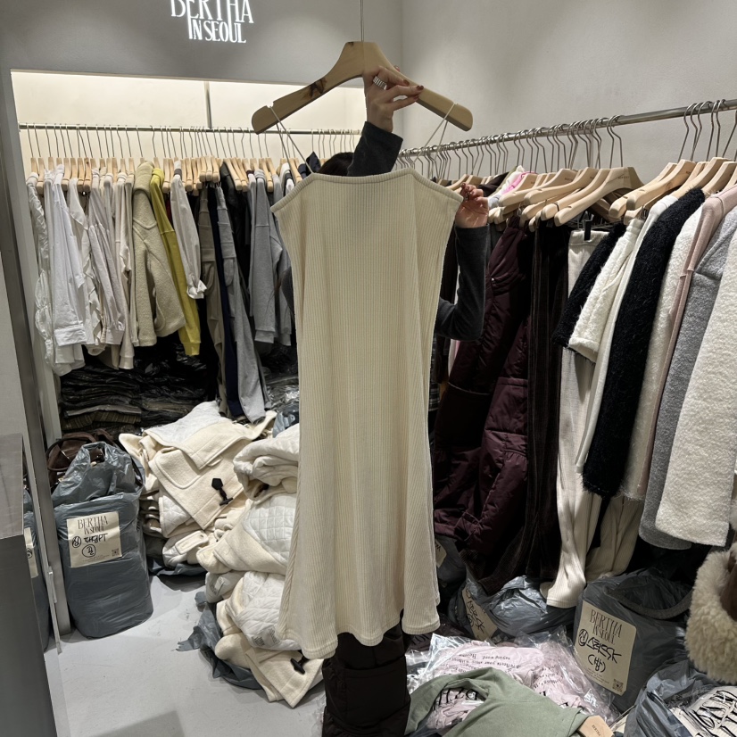 BERTHA東大門㊣直郵女裝新品25秋冬推薦職業人氣連衣裙燈芯絨BERTHA連衣裙