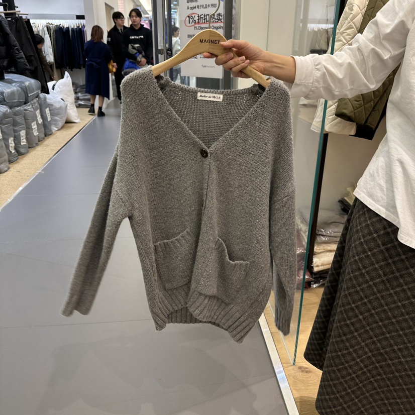 M.G.N東大門㊣實拍女士新款職業人氣時尚真品針織衫羊毛開衫MAGNET針織衫圖色2