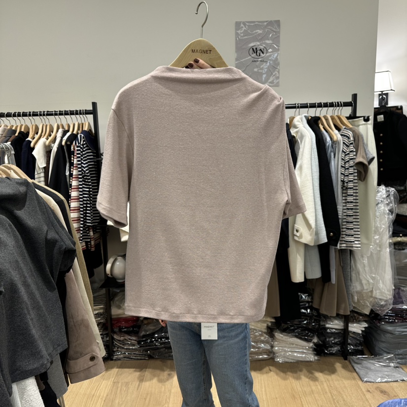M.G.N東大門㊣代購女士新品真品時尚推薦熱賣25秋冬職業T恤MAGNETT恤圖色2