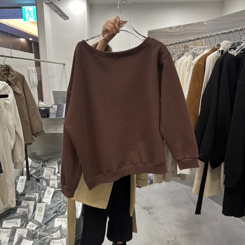 PAVEL東大門㊣實拍女裝新品職業25秋冬休閑熱賣衛衣加絨露肩PAVEL衛衣圖色2