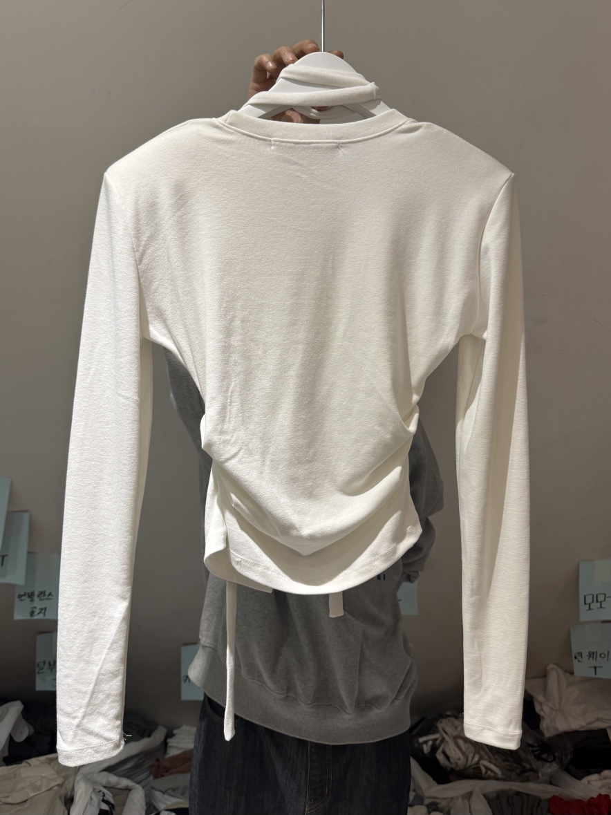 BELITA-L東大門㊣代購女裝新款25秋冬熱賣長袖T恤含脖帶圍巾BELITA-L長袖T恤